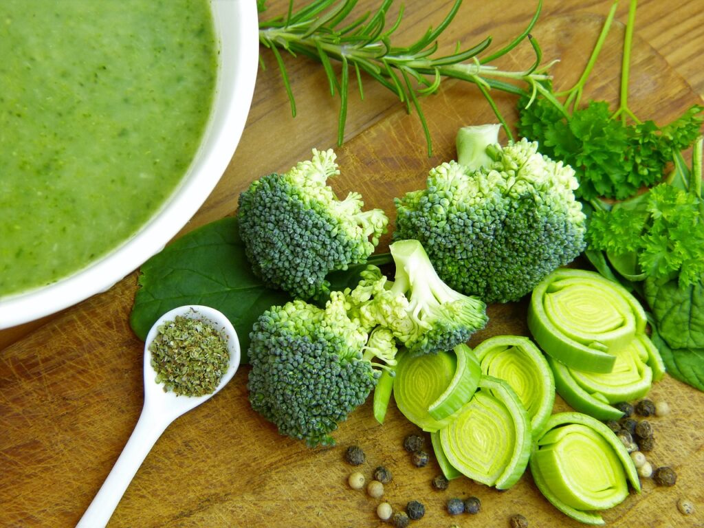 soup, vegetables, broccoli, leek, pepper, grains, food, meal, cook, vegetarian, dish, healthy, vegetable soup, having lunch, spicy, vegan, starter, spoon, fall, enjoy the meal, nourishment, vitamins, diabetes, sniff, flu, prevent, virus, cold, defense, immune system, bio, green, health, vitamin c, broccoli, broccoli, broccoli, broccoli, broccoli, diabetes, diabetes